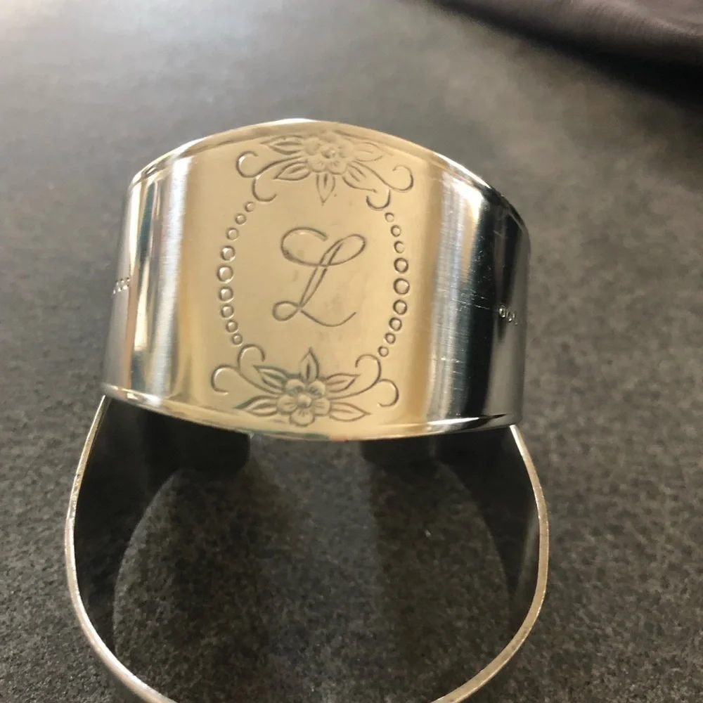 Vintage Set Of 2 Custom Craft Stainless Steel Monogram L Napkin Rings Silver